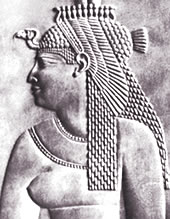 Baixo-relevo de Cleópatra usando um diadema
