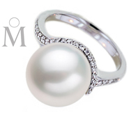 anel de pérola Mikimoto