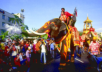 Festival Songkran na Tailândia