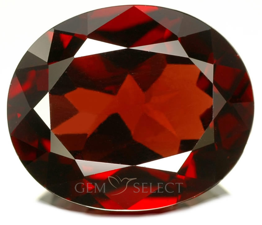 I did a “medieval” cut on this garnet a few months back and it went into  one of my favorite jewelery pieces this year for a customer with tastes  similar to my