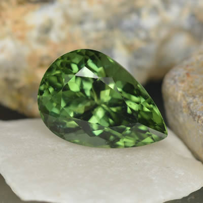 Pedra Apatita Verde
