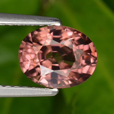 Pedra preciosa de zircão rosa pêssego