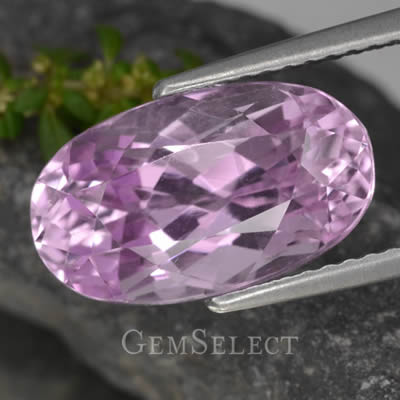 Pedra preciosa kunzita rosa violeta
