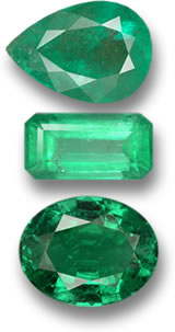 Várias joias de esmeralda
