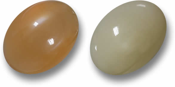 Pedra da Lua Solta à venda