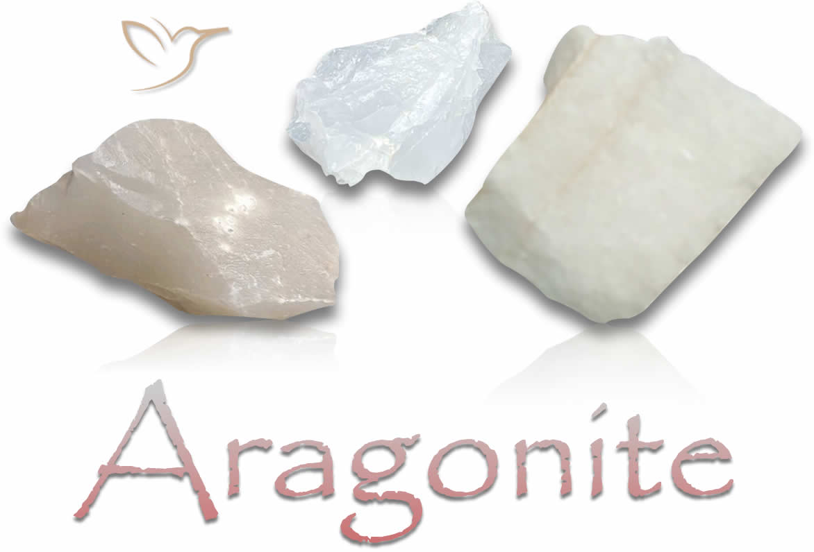 Pedras preciosas ásperas de aragonita branca