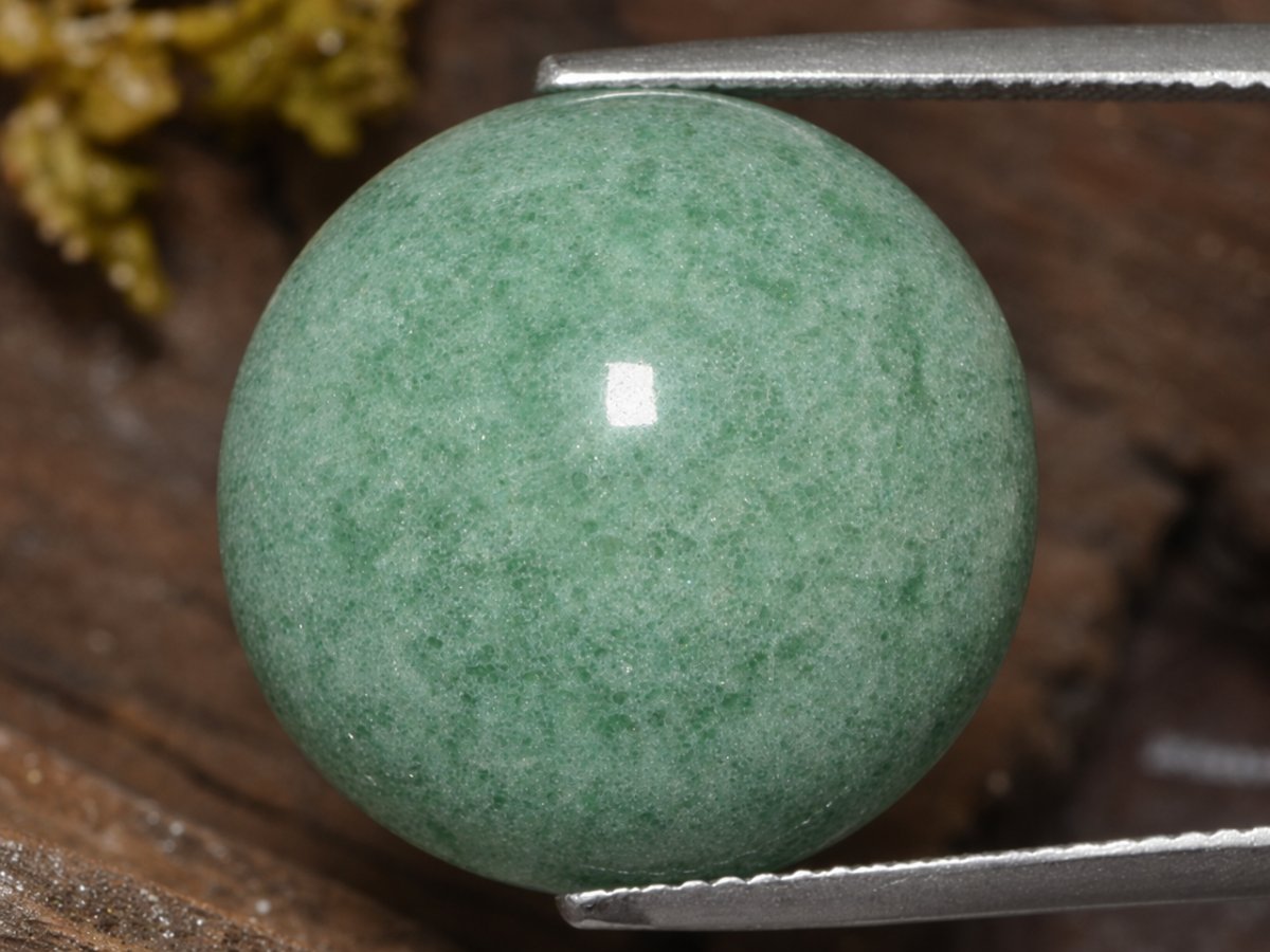 Visão aproximada de gemas naturais de Aventurina Verde.