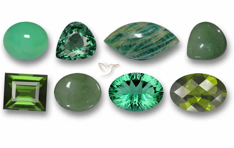 Gemas verdes redondas para uso em joias.