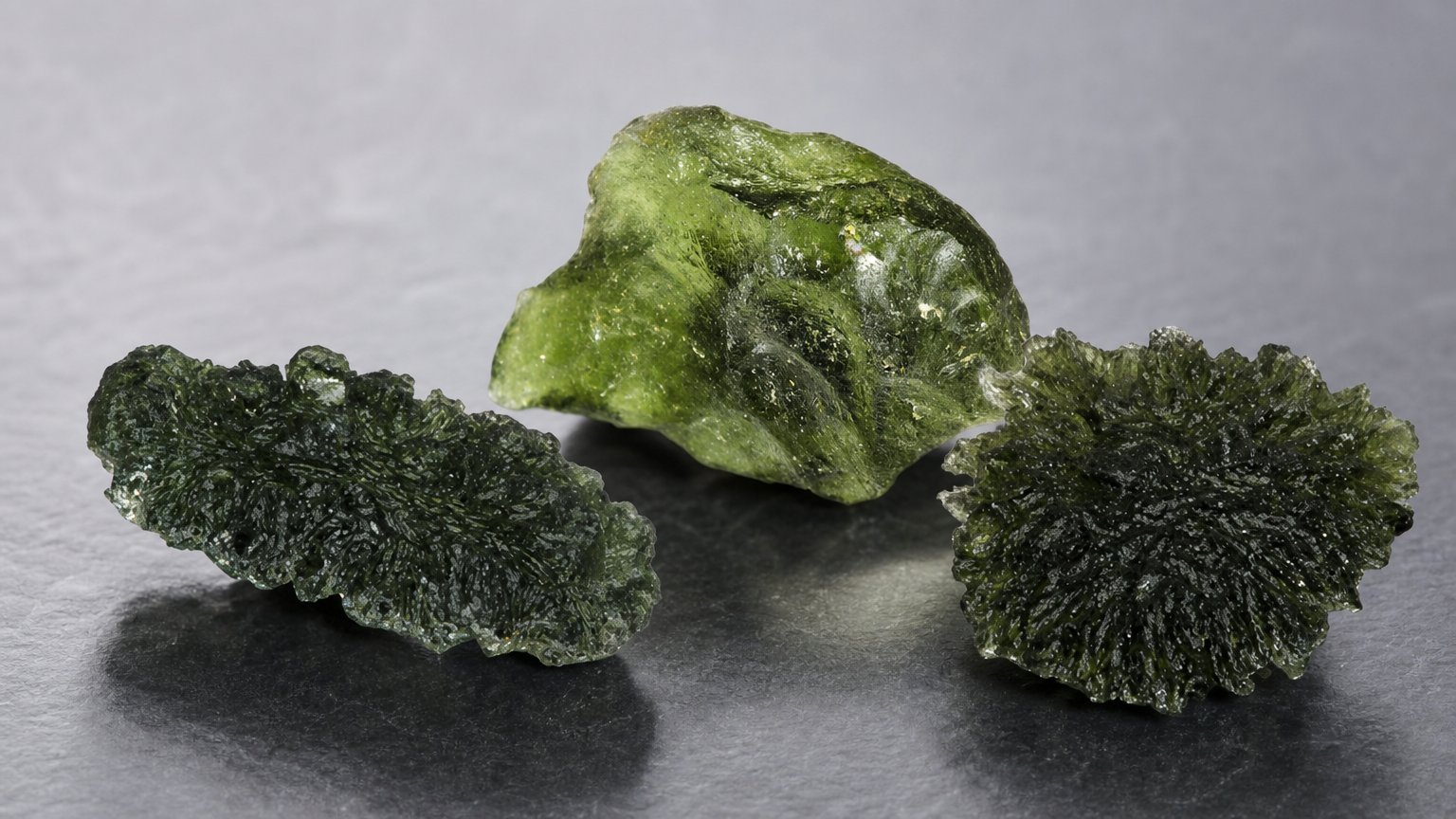 Gemas de Moldavita Natural - Guia de Compra