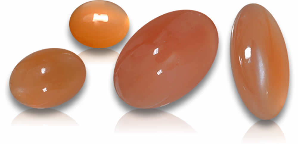 Gemas de pedra da lua cor de pêssego