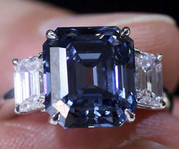 Famoso Moussaieff Blue Diamond
