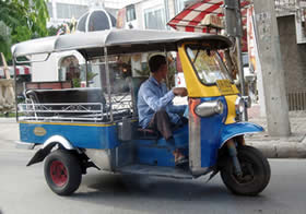 Táxi Tuk-Tuk em Bangkok