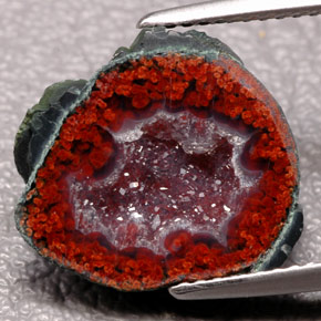 Geodo de ágata multicolorido natural 6,84ct, forma extravagante, opaco