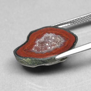 Geodo de ágata multicolorido natural 9,86ct, forma extravagante, opaco