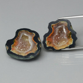 Pedras preciosas de geodo de ágata multicolorido natural de  ct, forma extravagante, opaco