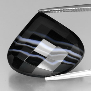Ágata multicolorido natural 21,36ct, forma extravagante, opaco