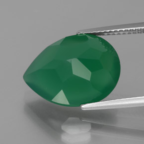 Ágata verde natural 7,48ct, formato de pêra, translúcido