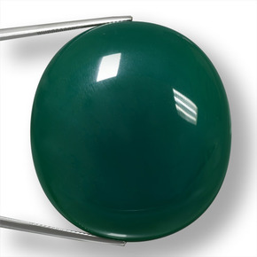 Ágata verde natural 187,05ct, corte oval, translúcido