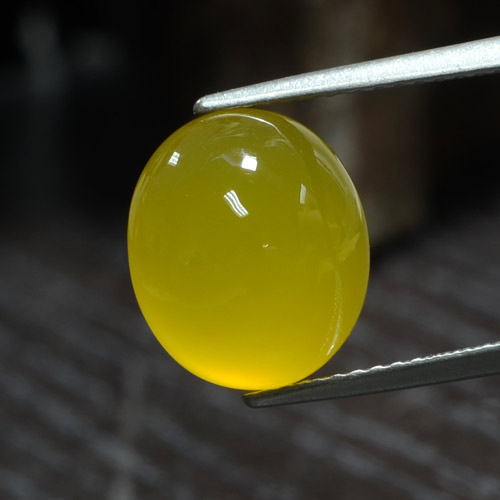 Ágata amarelo natural 5,00ct, corte oval, translúcido