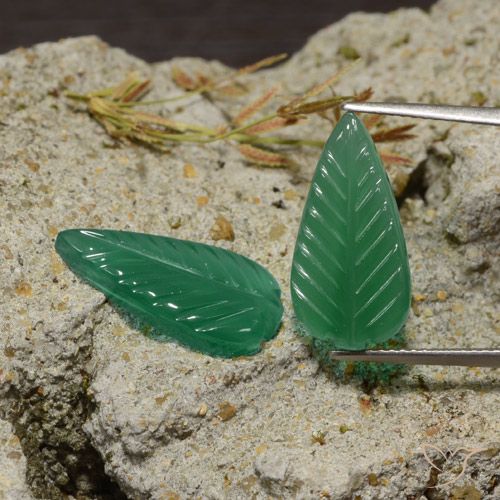 Pedras preciosas de Ágata verde quente natural de 8.55 ct, Chique, Translúcido