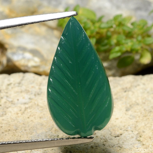Ágata verde natural 4,79ct, corte flor, translúcido