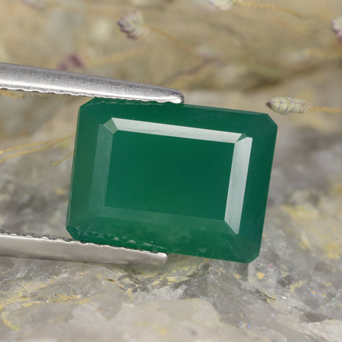 Ágata verde natural 3,73ct, corte esmeralda, translúcido