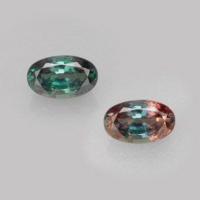 Alexandrita multicolorido natural 0,82ct, corte oval, VS