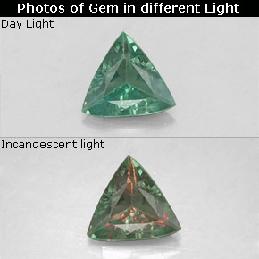 Alexandrita multicolorido natural 0,19ct, trillion, VS