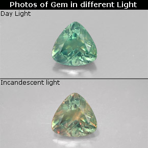 Alexandrita multicolorido natural 0,24ct, trillion, VS