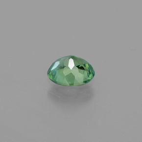 Alexandrita multicolorido natural 0,70ct, corte oval, VS