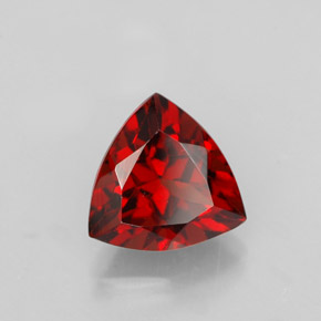 Granada Almandina Vermelho Natural 1.53ct, Trilhão, VVS