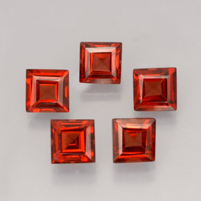 Pedras preciosas de granada almandina vermelho natural de  ct, quadrado, VVS-VS