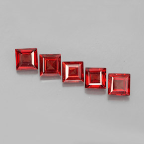Pedras preciosas de granada almandina vermelho natural de  ct, quadrado, VVS-VS