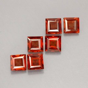Pedras preciosas de granada almandina vermelho natural de  ct, quadrado, VVS-VS