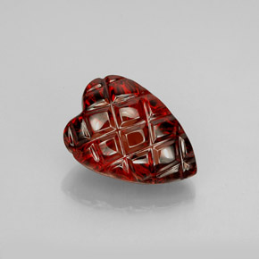 Granada almandina vermelho natural 2,94ct, formato de coração, translúcido