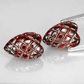 Pedras preciosas de Granada Almandina Vermelho escuro natural de  ct, Formato de coração, Translúcido