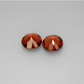 Pedras preciosas de Granada Almandina Vermelho natural de  ct, Corte Redondo, VS