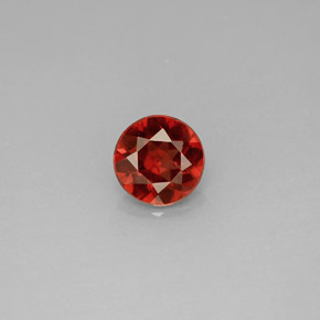 Granada Almandina Vermelho Natural 0.95ct, Corte Redondo, VS