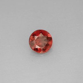 Granada Almandina Vermelho Natural 0.95ct, Corte Redondo, VS