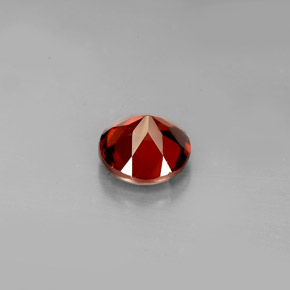 Granada Almandina Vermelho Natural 1,57ct, Corte Redondo, VVS-VS