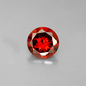 Granada Almandina Vermelho Natural 1.49ct, Corte Redondo, VVS-VS