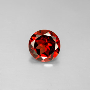 Granada Almandina Vermelho Natural 1.36ct, Corte Redondo, VS