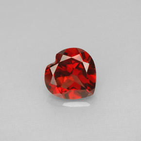 Granada Almandina Vermelho Natural 1.49ct, Formato de coração, VS