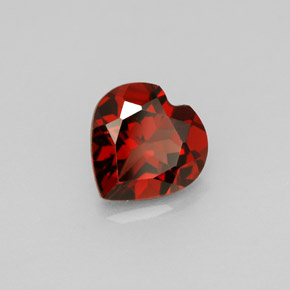Granada almandina vermelho natural 1,46ct, formato de coração, VS