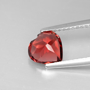 Granada Almandina Vermelho Natural 1.33ct, Formato de coração, VS