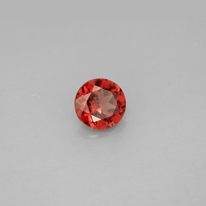 Granada Almandina Vermelho Natural 0.93ct, Corte Redondo, VVS-VS