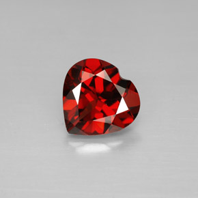 Granada Almandina Vermelho escuro Natural 1.42ct, Formato de coração, VVS