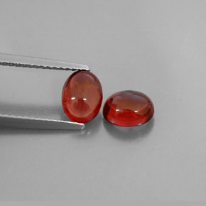 Pedras preciosas de granada almandina vermelho natural de  ct, transparente, transparente/translúcido