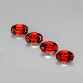 Pedras preciosas de granada almandina vermelho natural de  ct, corte oval, VS