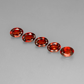 Pedras preciosas de granada almandina vermelho natural de  ct, corte oval, VS